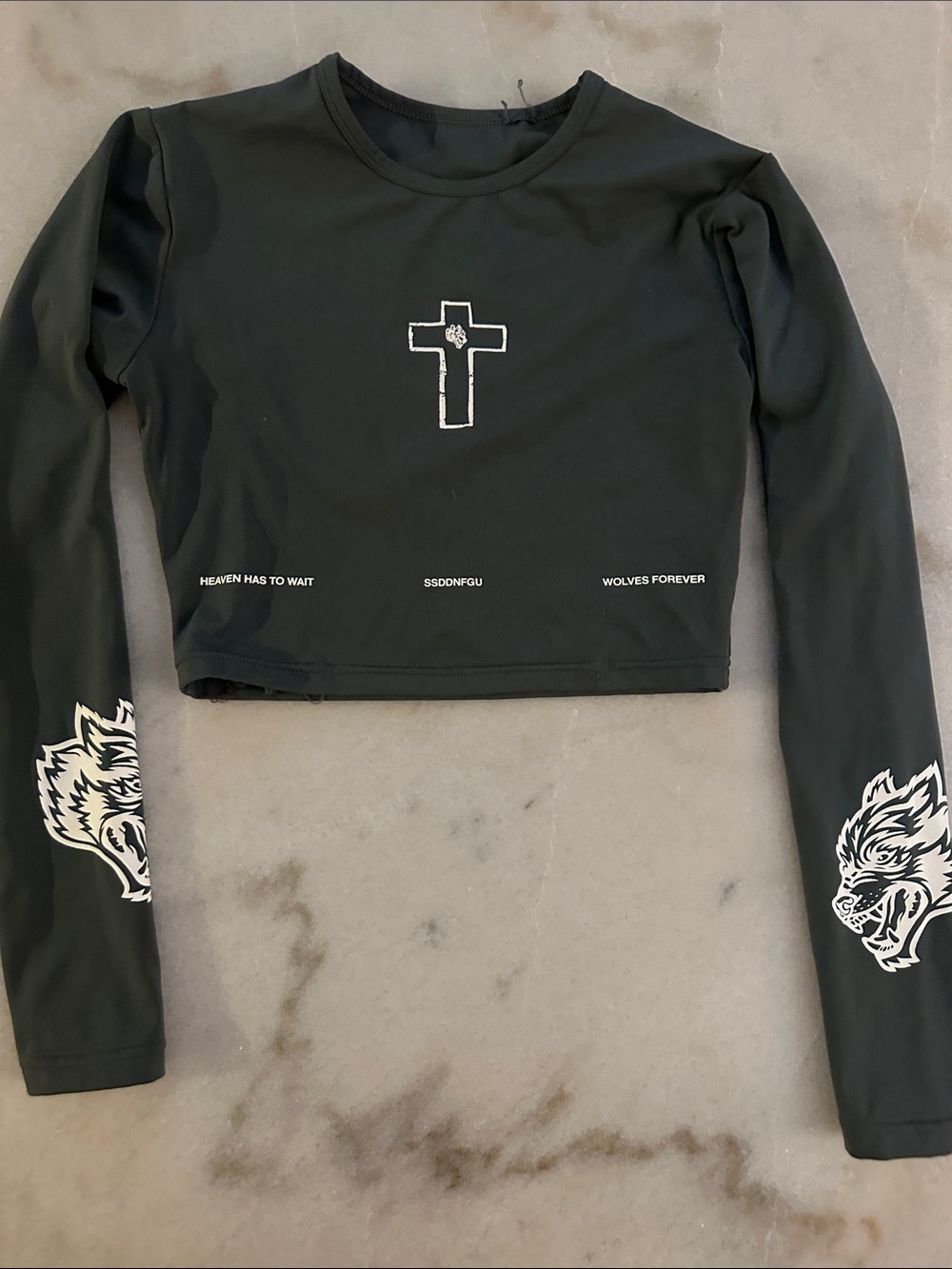 Darc Sport Black Long-Sleeve Graphic Crop Top with Wolf Sleeves